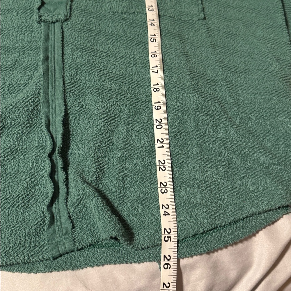 BUCKETLIST Green Oversized Button-Up Shirt - Picture 10 of 12